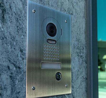 Interphone Interphone