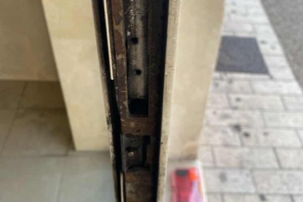 Remplacement de la gâche électrique à Poissy