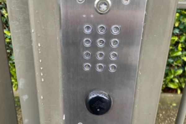 Remplacement de clavier codé à Poissy