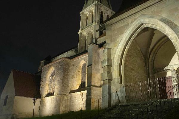 Mise en valeur de l'église de jouy le moutier