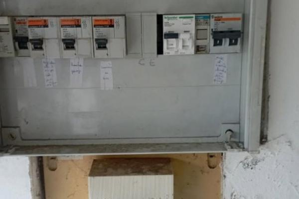 Installation d'une prise extérieure à Boissy l'aillerie