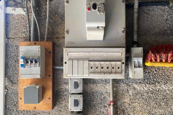 Mise en conformité tableau électrique à andrésy