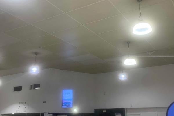 Remplacement des luminaires d'un showroom à Conflans-Sainte-Honorine
