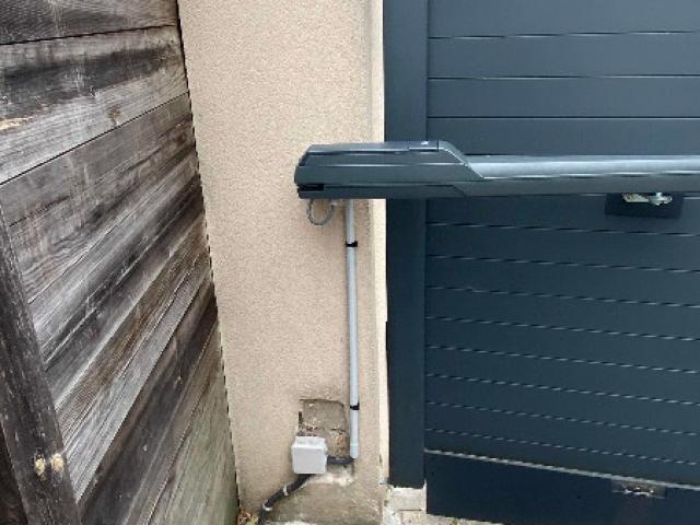 Remplacement de motorisation de portail à Orgeval