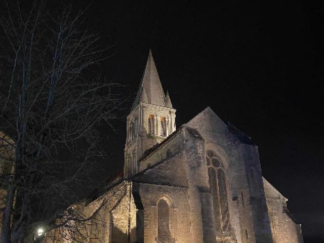 Mise en valeur de l'église de jouy le moutier