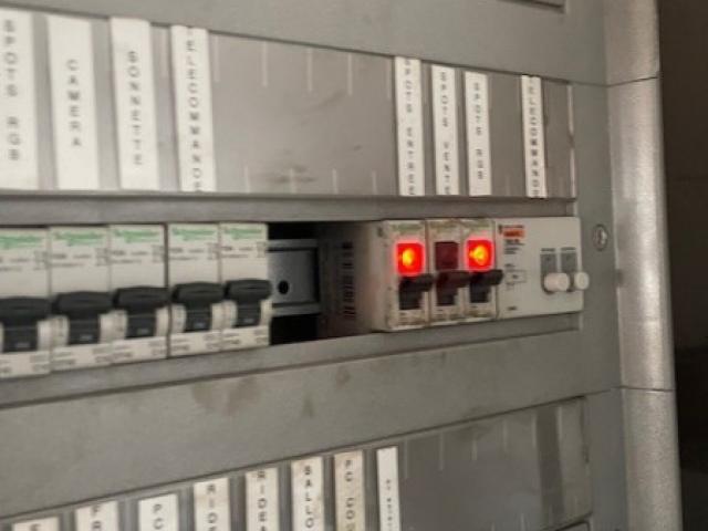 Levée des observations électriques sur un site à Saint-Prix