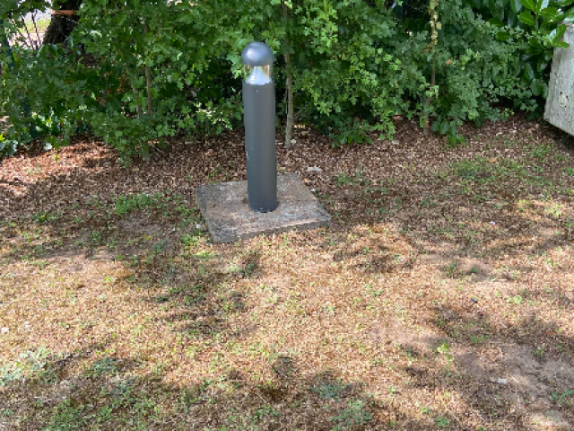 Remplacement de bornes lumineuses à Taverny