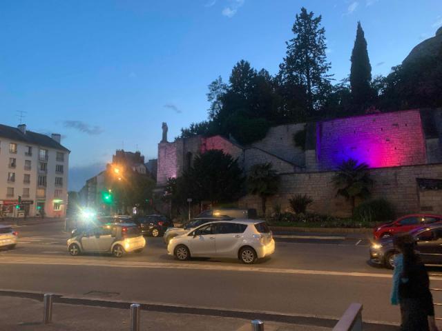 Mise en valeur du patrimoine à Pontoise grâce à un éclairage LED